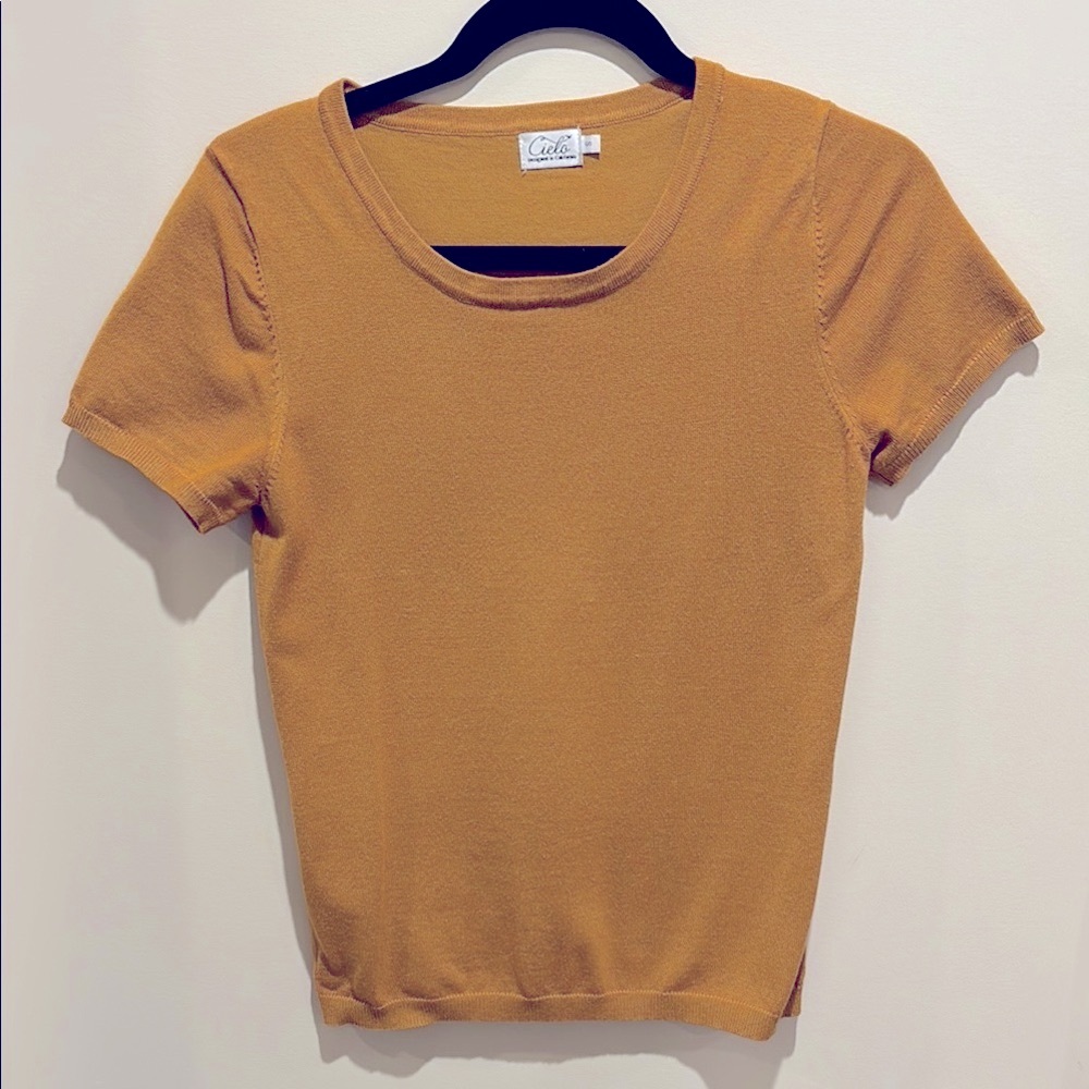 Cielo Mustard Short Sleeve Tee